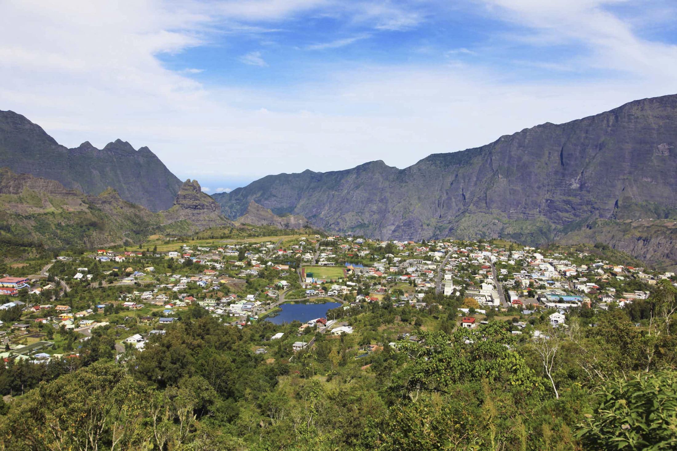 Cirque de Cilaos — 400 virages, randonnées épiques